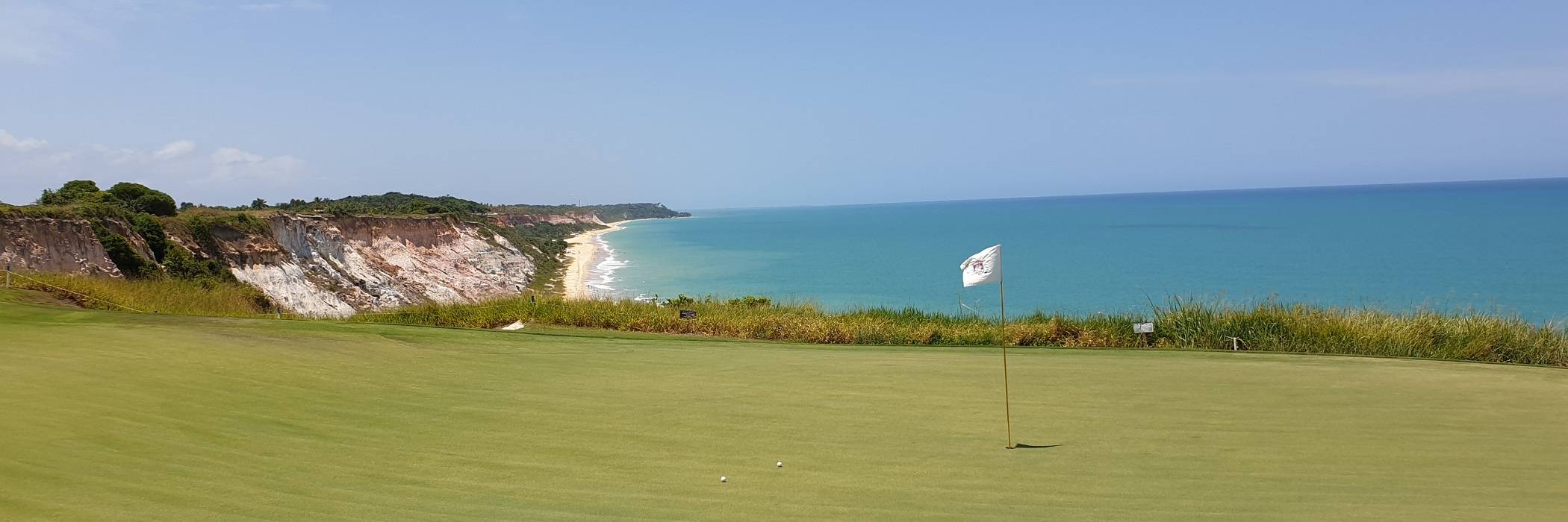 vista de buraco 14, o signature hole Terravista Golfclub