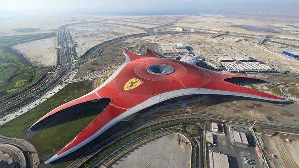 O Ferrari World Abu Dhabi