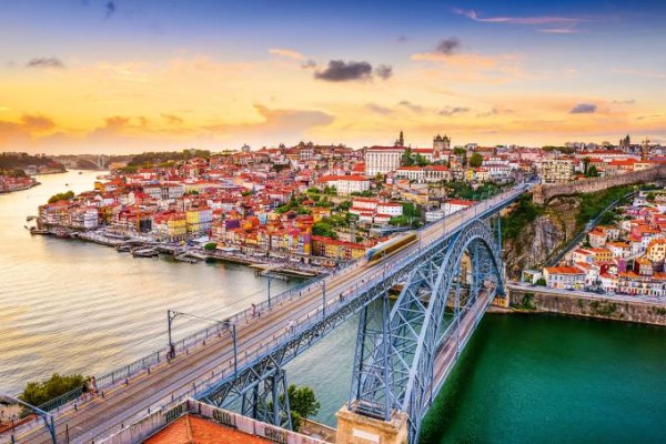 Porto com ponte Dom Luis