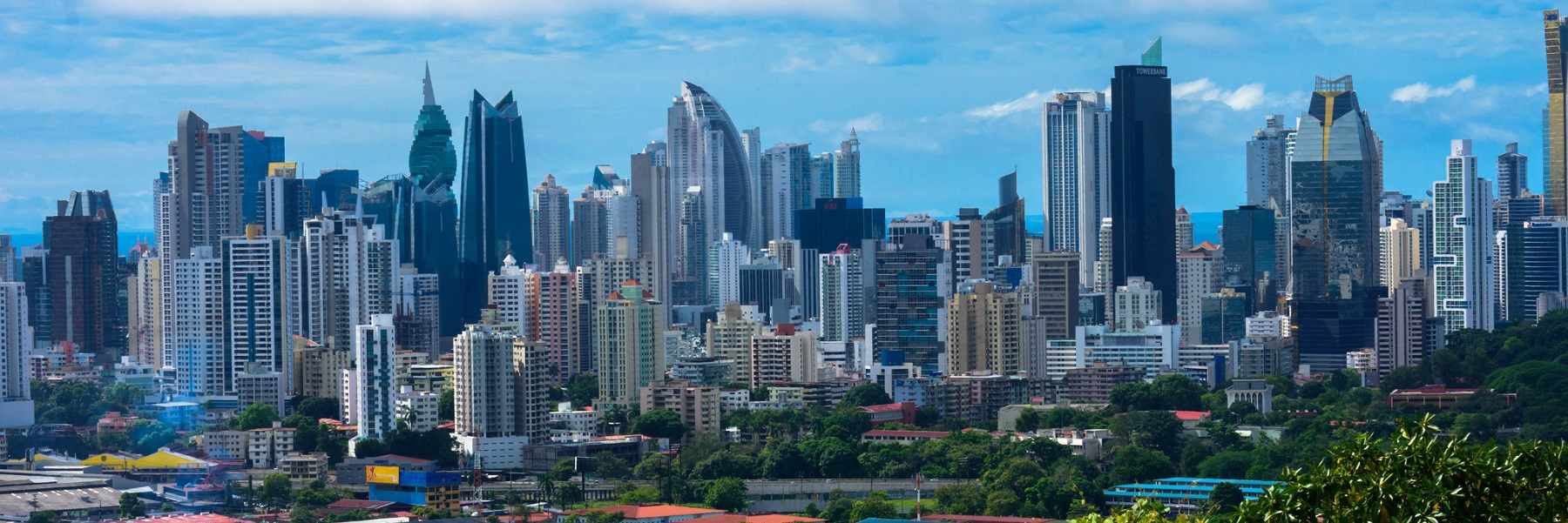 o skyline de Cidade do Panama com Marriott hotel