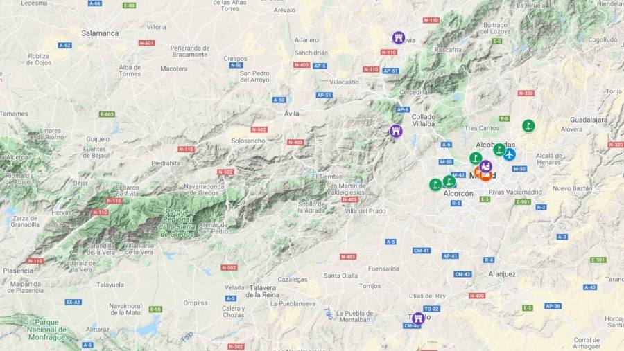 A mapa com campos de golfe e hotéis de Madrid