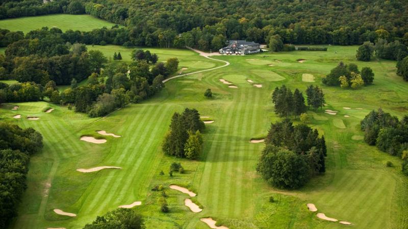 Golf de Chantilly, um campo privado perto de Paris, o arquiteto Tom Simpson