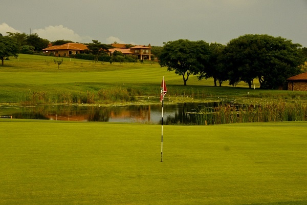 O campo do White River Golf & Country Club na África do Sul
