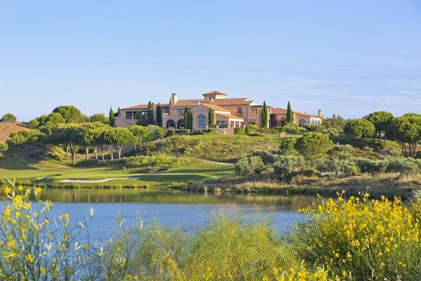 O club house de Monte Rey Golf Resort - ©GaryEdwards